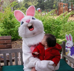 Baby Ava's parents should just scoop her up quick or else, she might end up as Peter Cottontail's next meal by the looks of it.