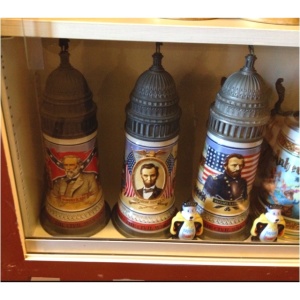 Now why does Robert E. Lee's stein have a Capitol dome on it? The guy fought for the Confederacy. Guess the steins all had to match in form.