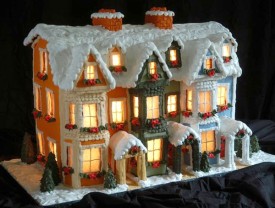 lighted-gingerbread-house_blog131213